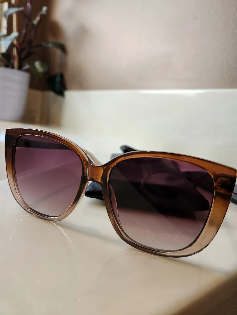 Quay Ever After Sunglasses (Coffee Doe/Brown)